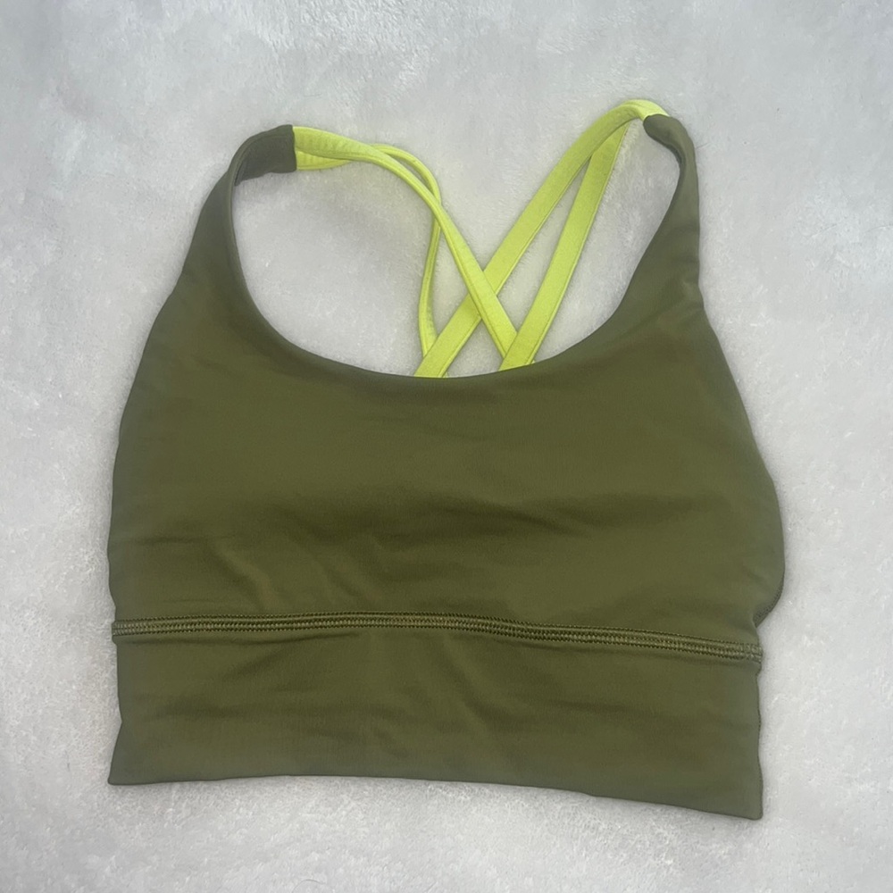 Green lululemon sports bra